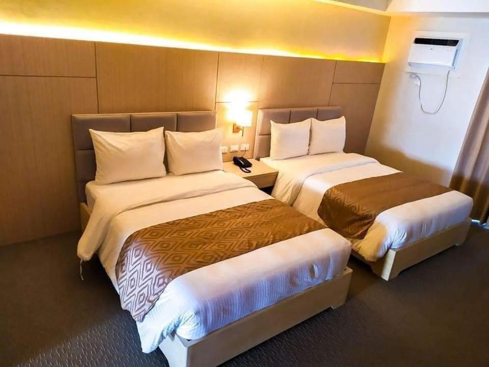 Sotogrande Neopolitan Hotel 奎松市 外观 照片